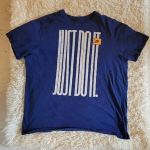 Nike t shirt